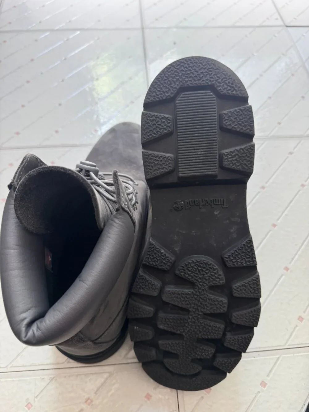 Timberland grey suede boots 10M